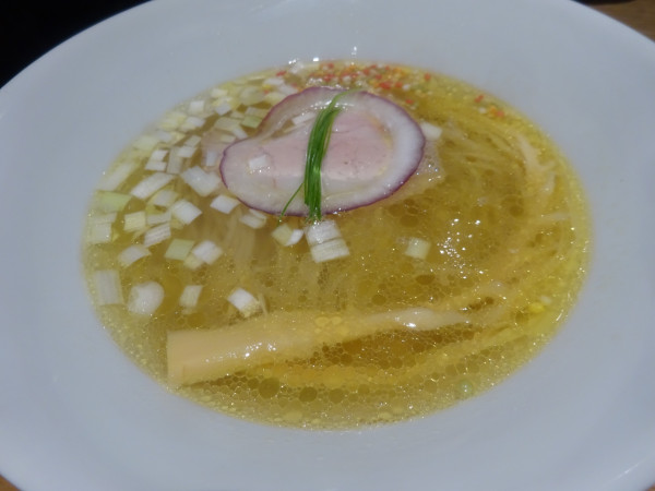 「淡麗塩ラーメン　1,300円」@淡麗らーめん 幻の天義の写真