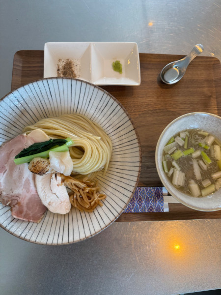 「帆立の昆布水つけ麺 白」@麺や くろえもんの写真