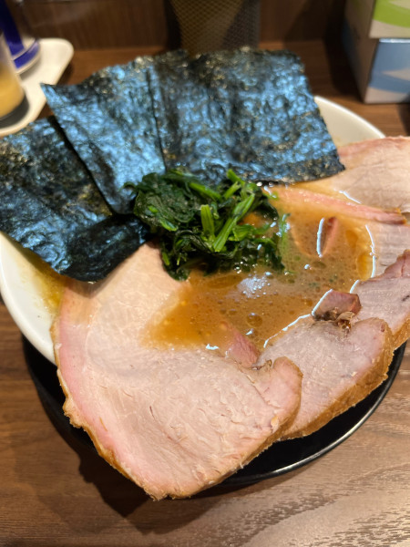 「チャーシューメン」@横浜家系らーめん 輝道家 水道橋駅前店の写真