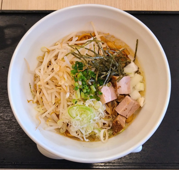 「あぶらそば」@麺や あらたの写真