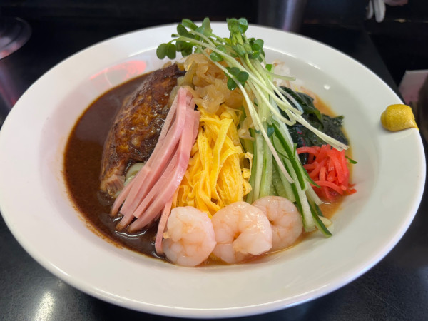 「馬賊冷やし中華」@中国手打拉麺 馬賊 浅草本店の写真