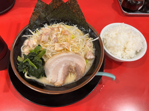「ネギラーメン」@横浜家系ラーメン ええが家 千種駅前店の写真