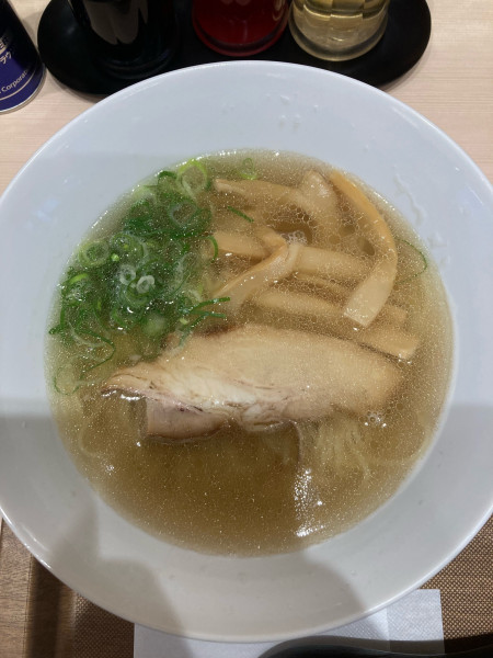 「塩ラーメン680円」@松太郎 新宿小滝橋通り店の写真
