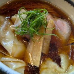 dashiわんたん中華そば