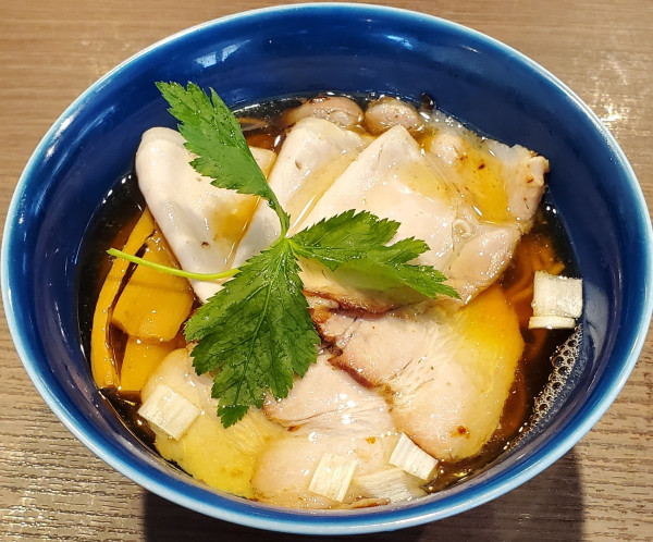 「醤油らぁ麺、肉まし」@支那蕎麦屋  藤花の写真