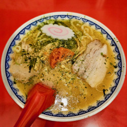 赤湯からみそラーメン　950円