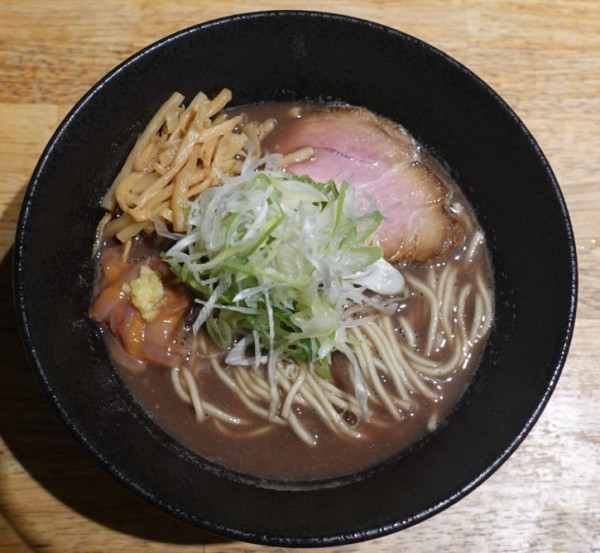 「イカと煮干の中華そば（1,200円）」@錦糸町中華そば さん式の写真