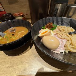 濃厚海老つけ麺　卵　1,640円！