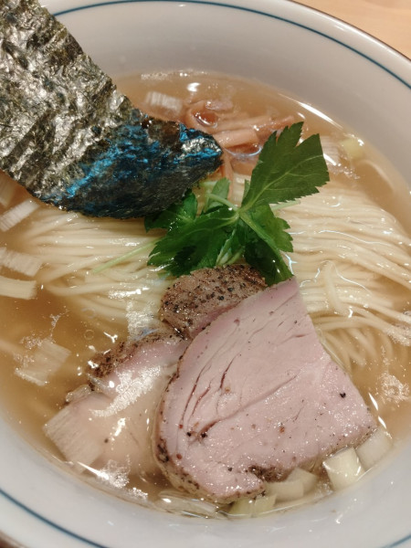 「軍鶏そば塩」@麺庭 つむぎの写真