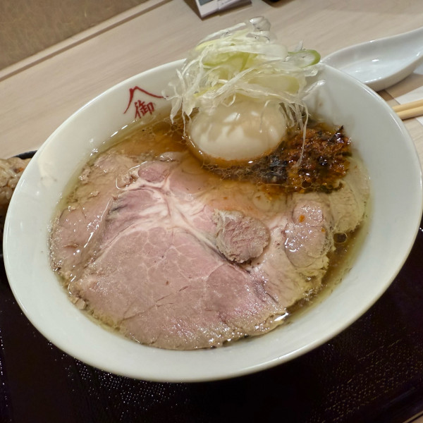 「全部乗せラーメン」@御山拉麺の写真