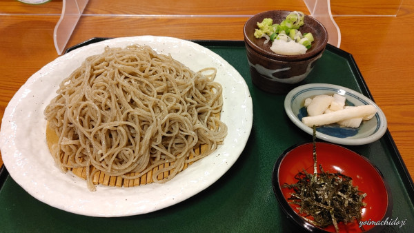 「粗挽き蕎麦（並：880円）」@そばカフェ水舎の写真