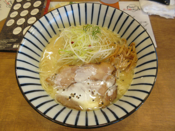 「Ramen Creme de la Creme（950円）」@おがわや 小宮店の写真