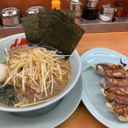 醤油ネギラーメン+味玉+餃子