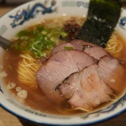 支那ソバ＋サービス揚げネギ