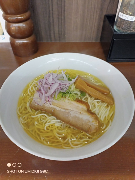 「鶏塩らぁ麺」@麺屋コルトンの写真