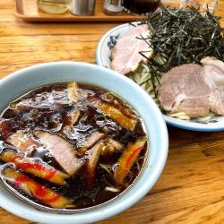 つけざる大盛チャーシュー3枚