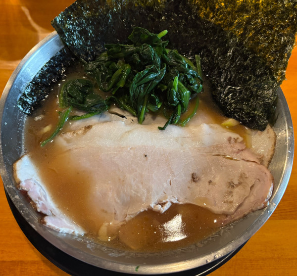 「ラーメン」@鶴一家neoの写真