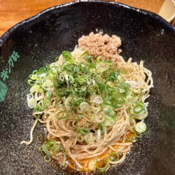 汁無しタンタン麺2辛 ゆで卵 ライス付