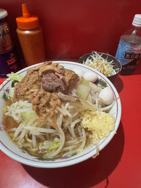 「小ラーメン　うずら　ねぎ」@ラーメン二郎 千葉店の写真