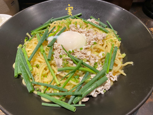 「冷やしカレーらーめん」@かれー麺 実之和 赤坂店の写真