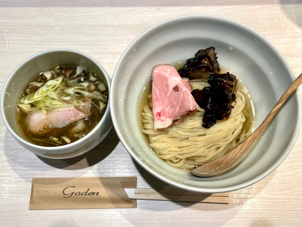 「黒舞茸と近江黒鶏の昆布水つけ麺」@柳麺 呉田-goden-の写真