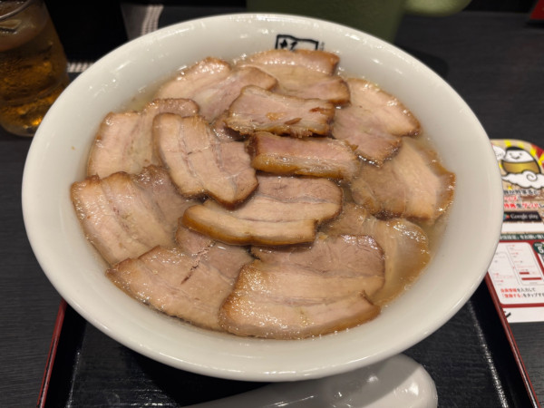 「大盛焼豚塩ラーメン」@喜多方ラーメン 坂内 武蔵新城店の写真
