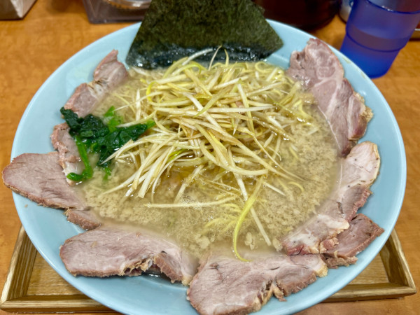 「背脂ネギチャーシュー麺  中盛」@ラーメンショップ大門 福大亭の写真