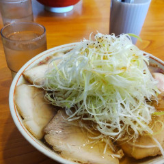 ラーメンうめ八の画像