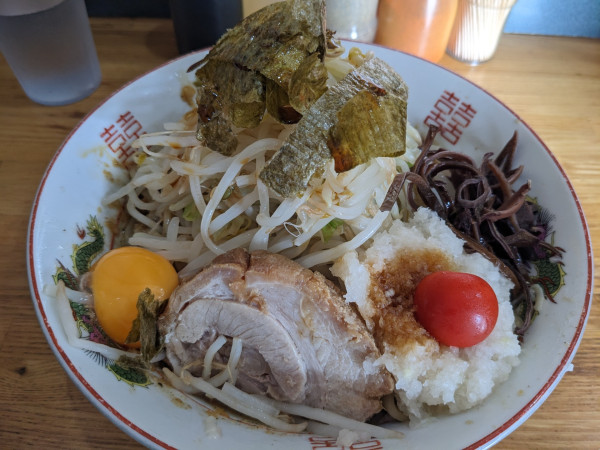 「冷やしまぜそば（並）」@デカ盛り戦隊 豚レンジャーの写真