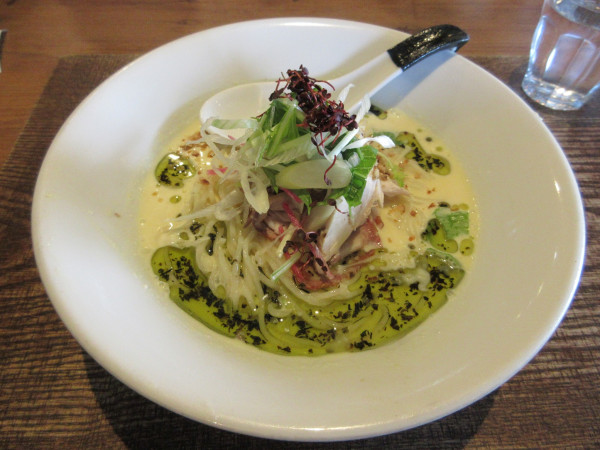 「ｓｏｉｓのマイス（９００円）＋カルボナーラ５００円」@soisの写真