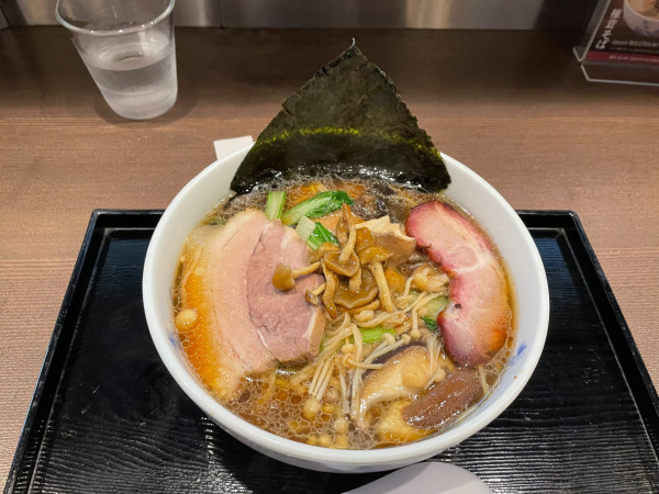 「椎茸そば（卒業ラーメン）」@淺草 來々軒の写真