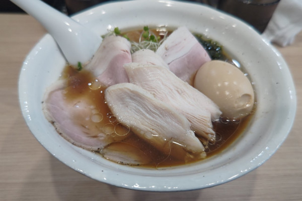 「チャーシュー麺(醤油)+味玉」@中華そば 翠流の写真