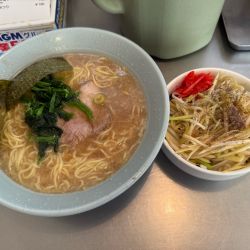 サービスラーメン・ネギ丼