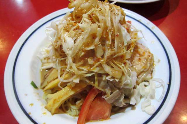 「バンバンジー冷麺　850円」@花彫酒家の写真