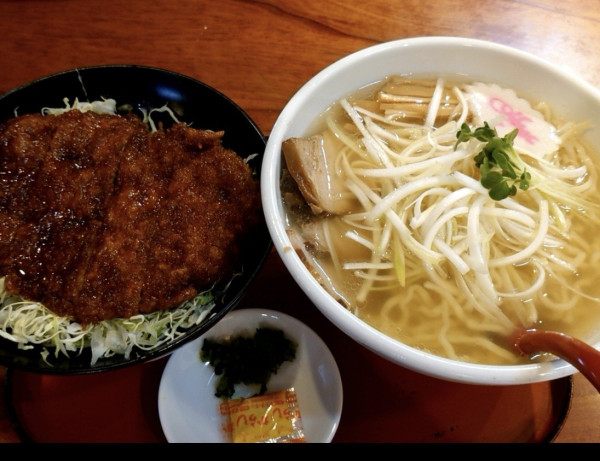 「会津山塩ラーメン」@めでたいやの写真