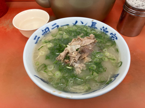 「ラーメン　500円」@元祖ラーメン長浜家の写真