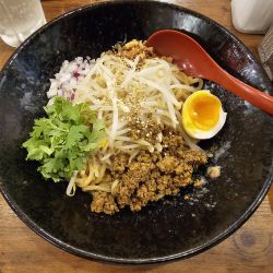 濃厚味噌あぶらそば　1000円