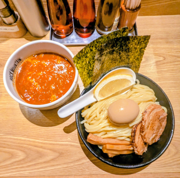 「特製海老つけ麺 1,680円＋ハイボール500円」@ROCK MOUNTAINの写真