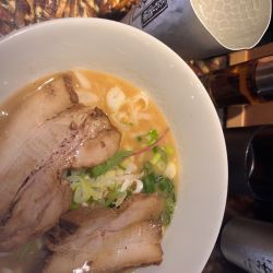 醤油らぁめん＋レモンサワー500円