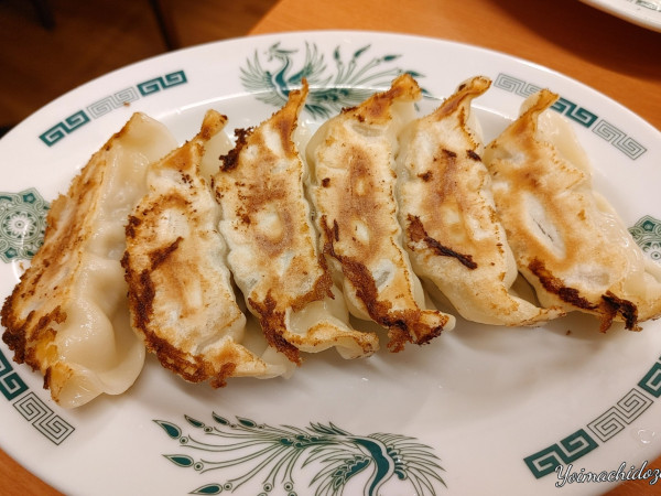 「餃子（300円）」@日高屋 エルミ鴻巣店の写真