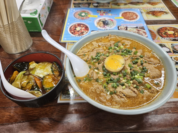 「もつ辛ラーメン」@麺屋☆めん吉の写真