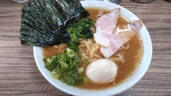 「得ラーメン(中盛・のり・1350円)」@武道家 龍の写真