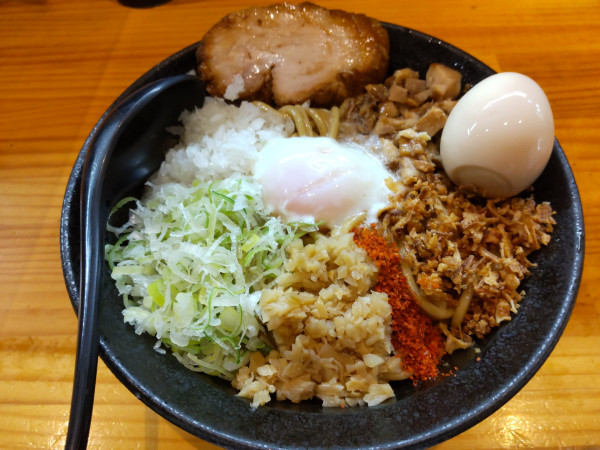 「まぜそば 大盛＋味玉」@自家製麺TANGOの写真