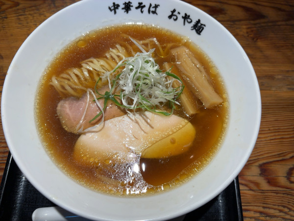 「鶏出汁中華そば　醤油」@中華そば おや麺の写真