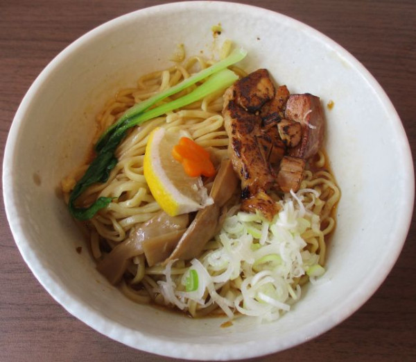 「醤油ばんめん＋ミニエビワンタンスープ　750円＋200円」@茶々亭の写真