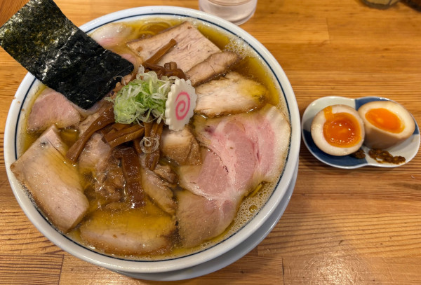 「味玉チャーシュー麺　大盛り」@there is ramenの写真