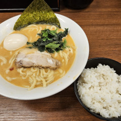 横浜家系ラーメン 宮本商店 日立相田店の画像