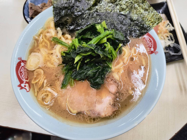 「ラーメン」@横浜ラーメン 町田家 町田本店の写真