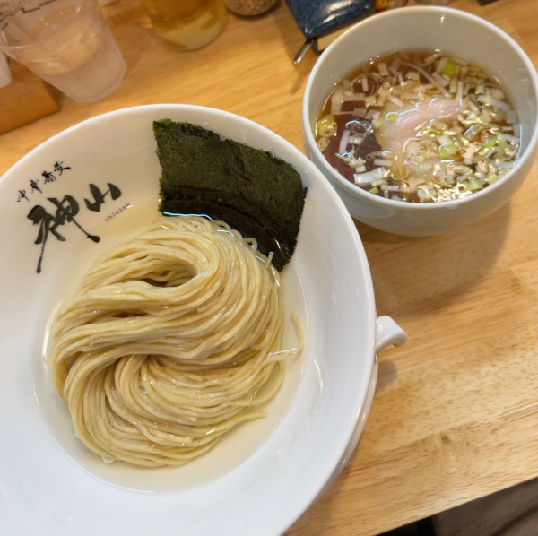 「昆布水つけそば！」@中華蕎麦 神山の写真