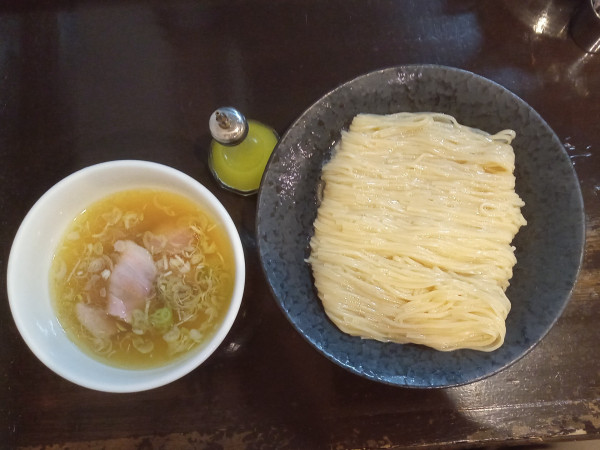 「しおつけ麺＋麺大盛」@町田汁場 しおらーめん進化 町田駅前店の写真